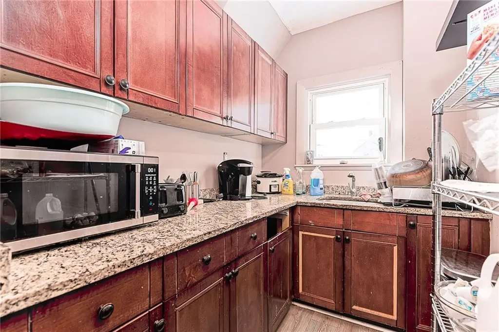 11 Appleton Avenue Pawtucket RI 02860