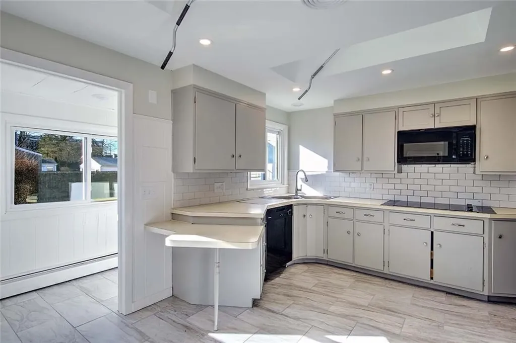 78 Devonshire Street Providence RI 02908