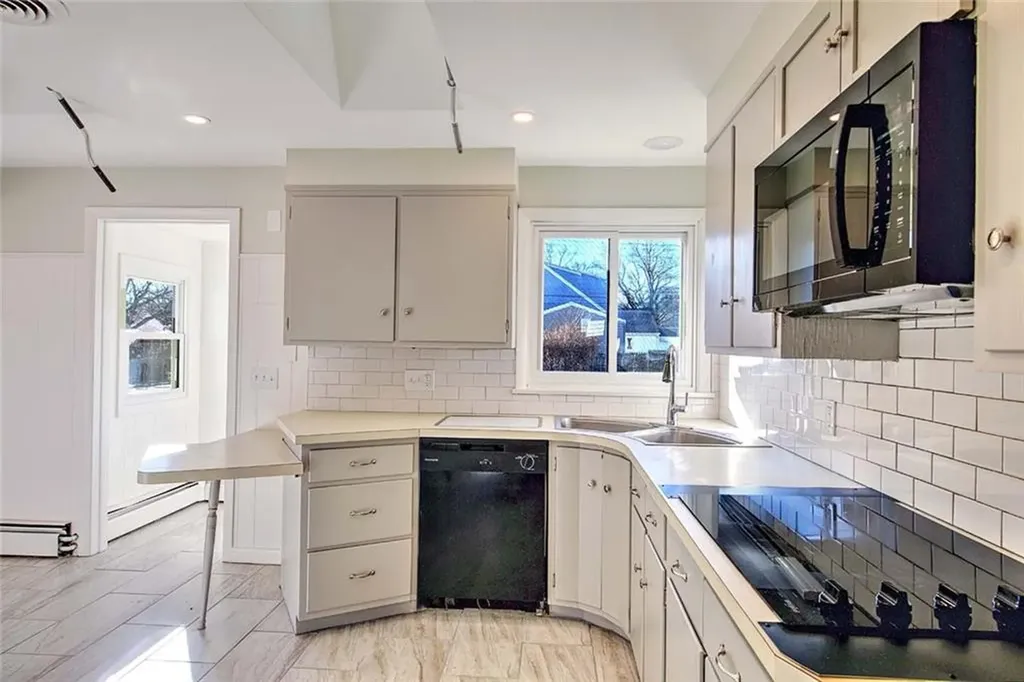 78 Devonshire Street Providence RI 02908