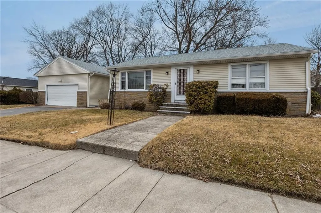 151 Chestnut Hill Avenue Cranston RI 02920