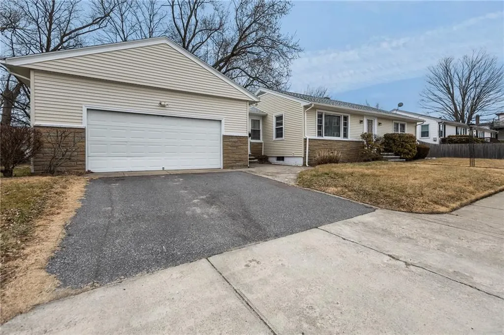 151 Chestnut Hill Avenue Cranston RI 02920