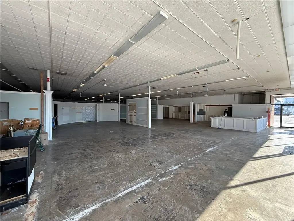 98 Main Street Westerly RI 02891