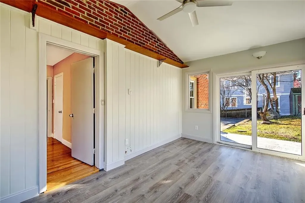 66 Tyndall Avenue Providence RI 02908