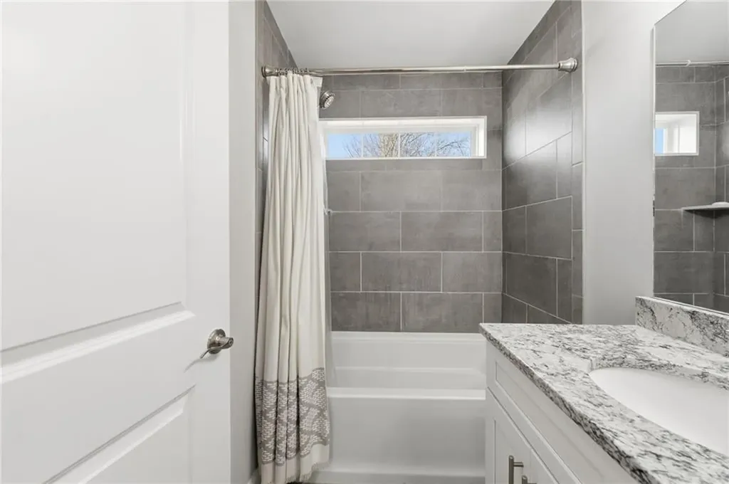 1 Winston Way Johnston RI 02919