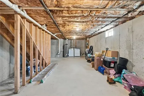 1 Winston Way Johnston RI 02919