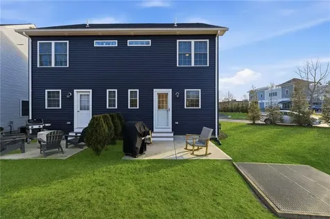 1 Winston Way Johnston RI 02919