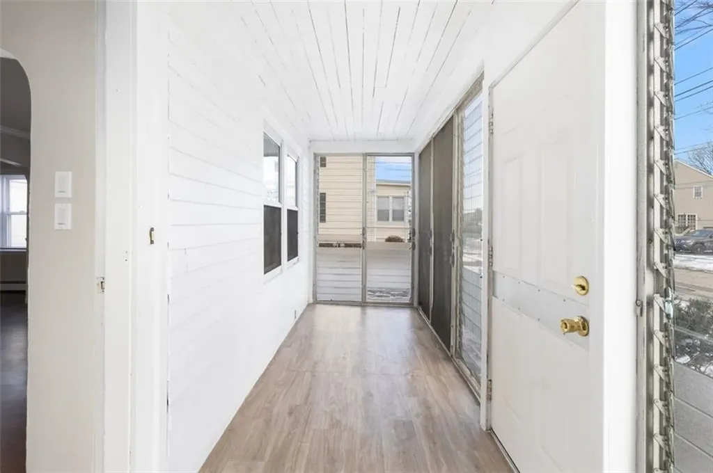 123 Harrington Avenue Warwick RI 02888