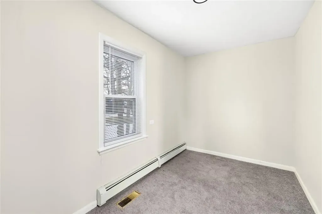 123 Harrington Avenue Warwick RI 02888