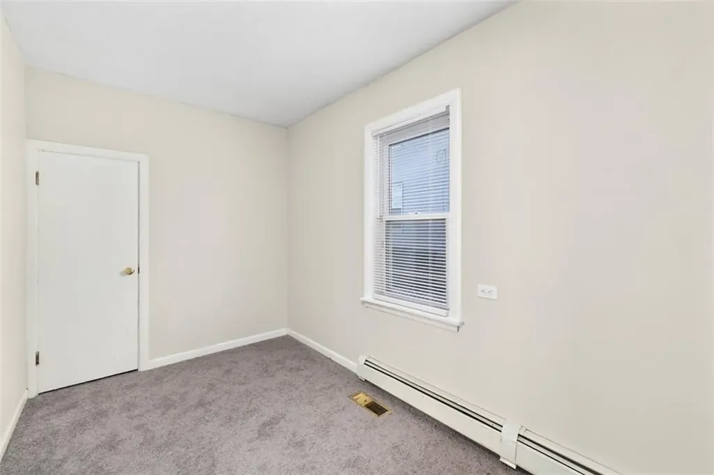123 Harrington Avenue Warwick RI 02888