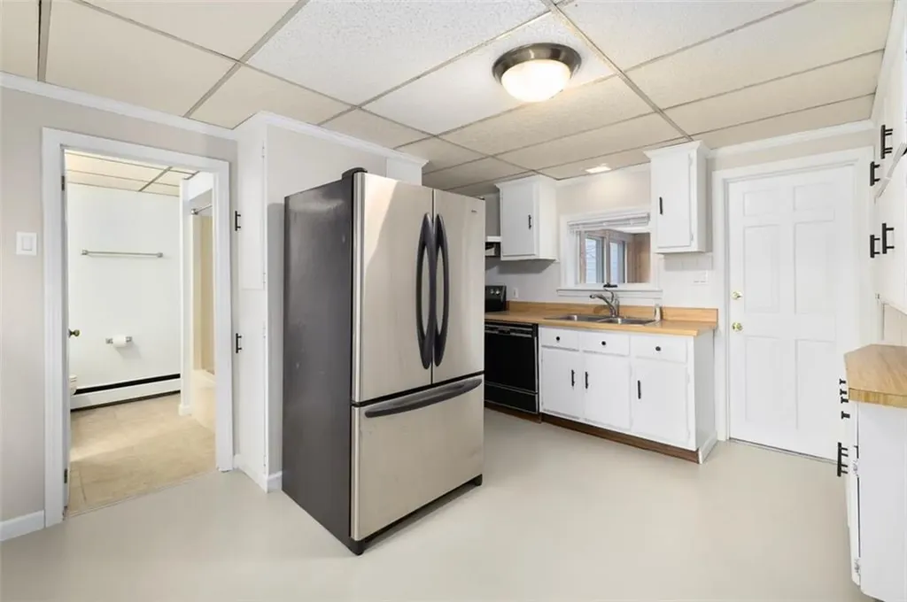 123 Harrington Avenue Warwick RI 02888