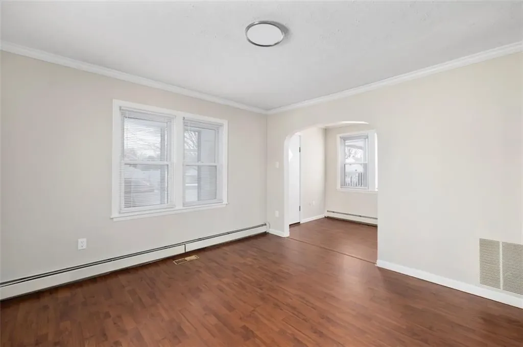 123 Harrington Avenue Warwick RI 02888