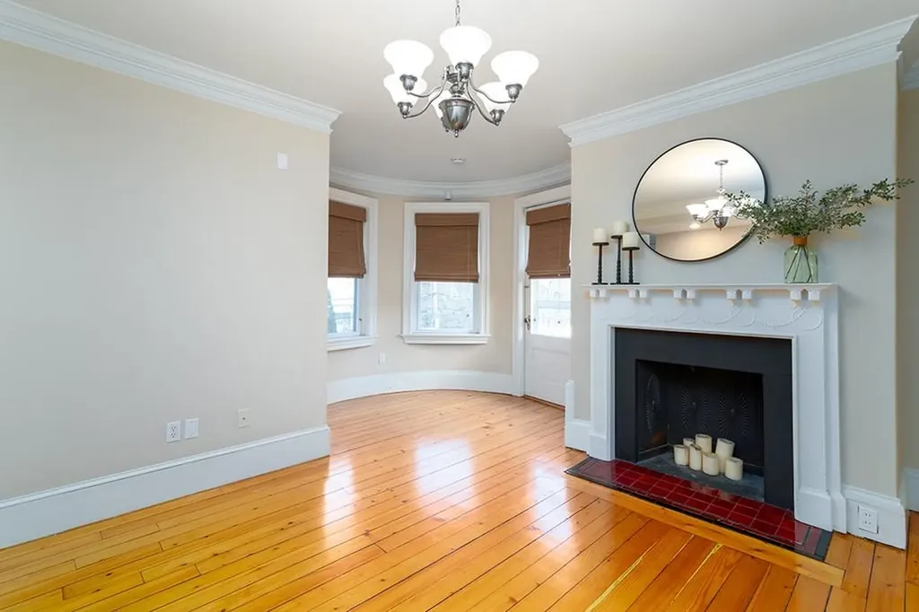 15 Humboldt Avenue Providence RI 02906