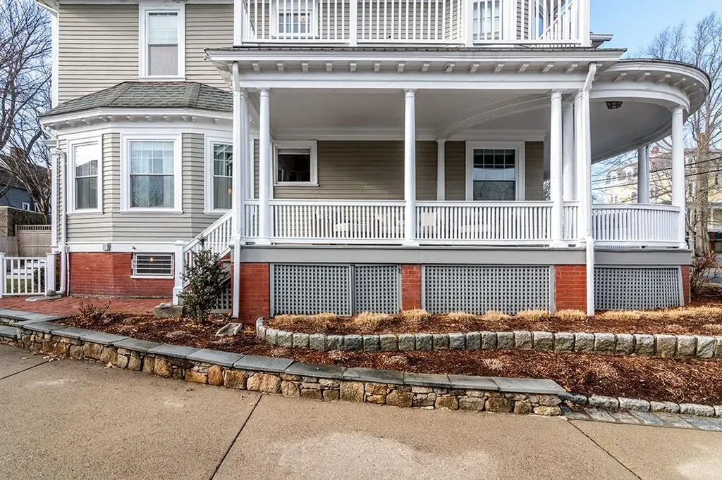 15 Humboldt Avenue Providence RI 02906