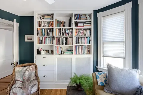 27 Hall Avenue Newport RI 02840