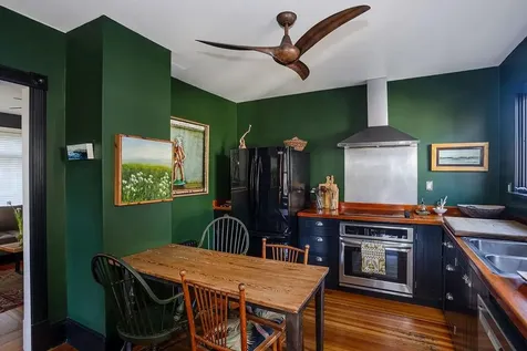 27 Hall Avenue Newport RI 02840