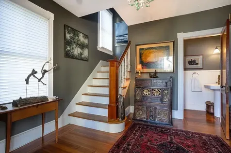 27 Hall Avenue Newport RI 02840