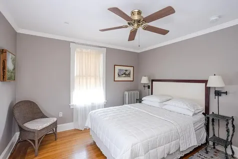 27 Hall Avenue Newport RI 02840