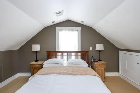 27 Hall Avenue Newport RI 02840