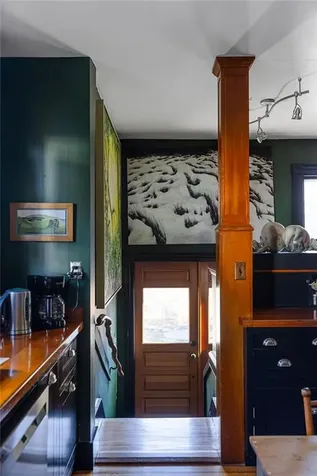 27 Hall Avenue Newport RI 02840