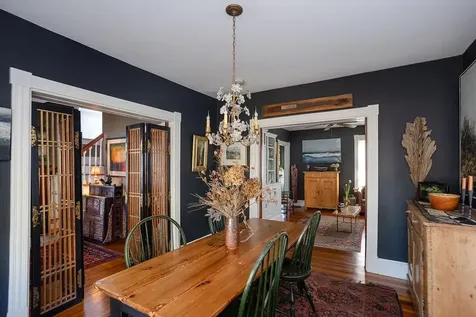 27 Hall Avenue Newport RI 02840