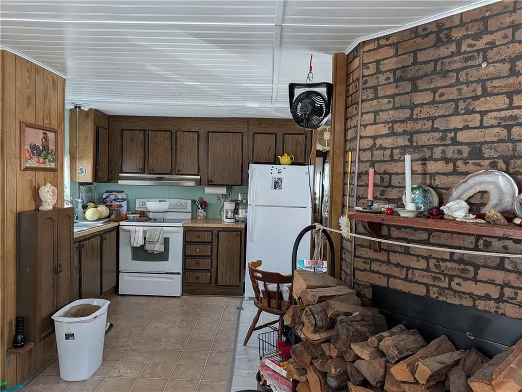 35 Diamond Hill Road Glocester RI 02814