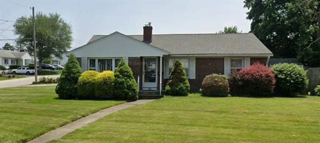 105 Broadmoor Road Cranston RI 02910
