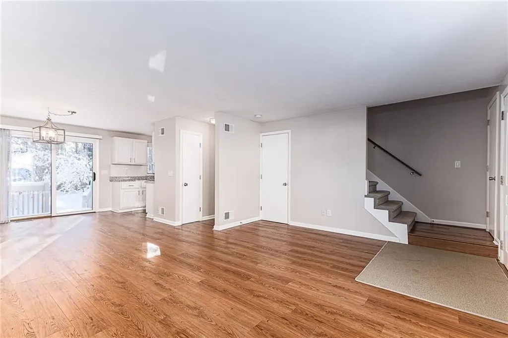 52 Kristee Circle West Warwick RI 02893