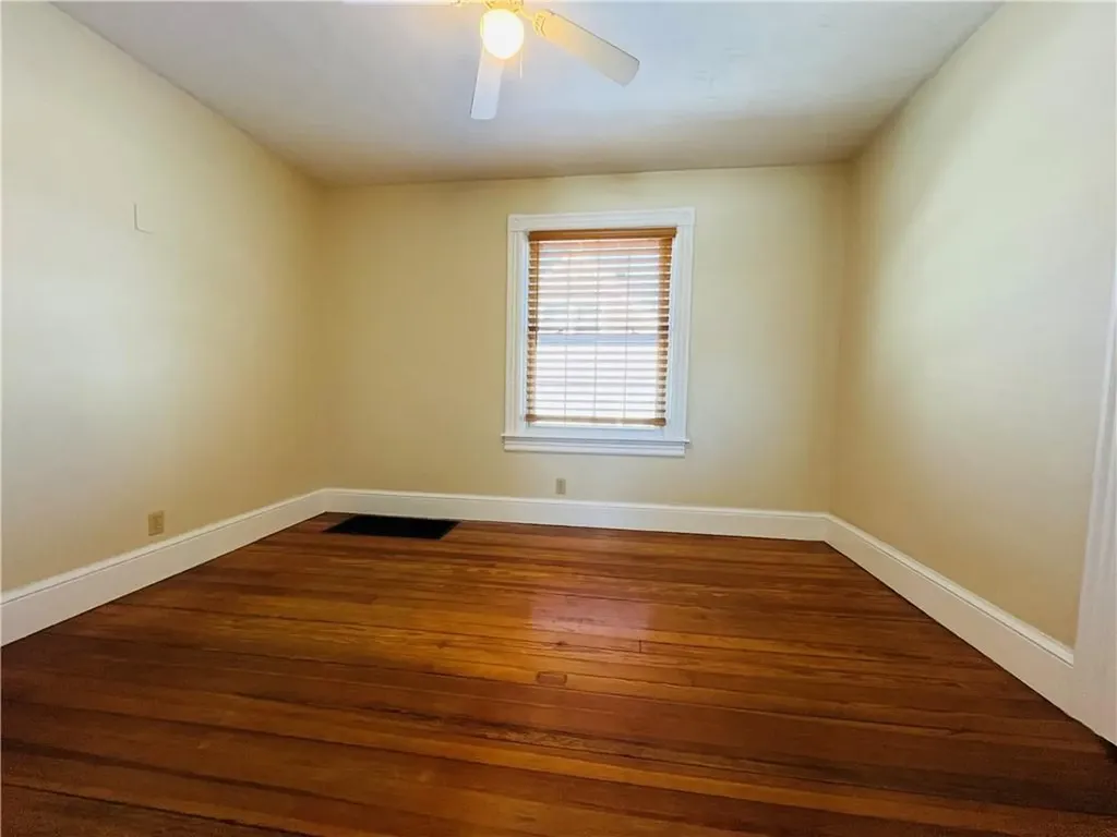 184 Vincent Avenue East Providence RI 02914