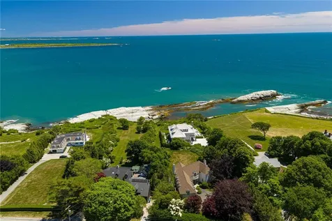 517 Tuckerman Avenue Middletown RI 02842