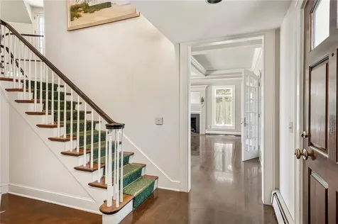 517 Tuckerman Avenue Middletown RI 02842