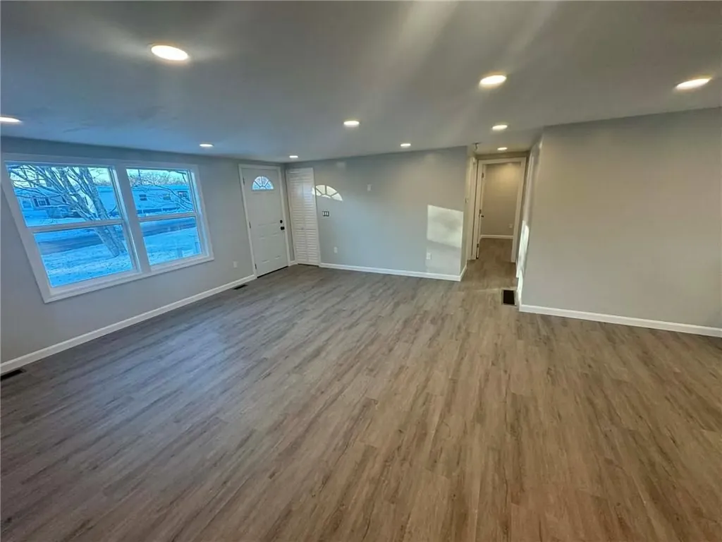 240 Brayton Road Tiverton RI 02878