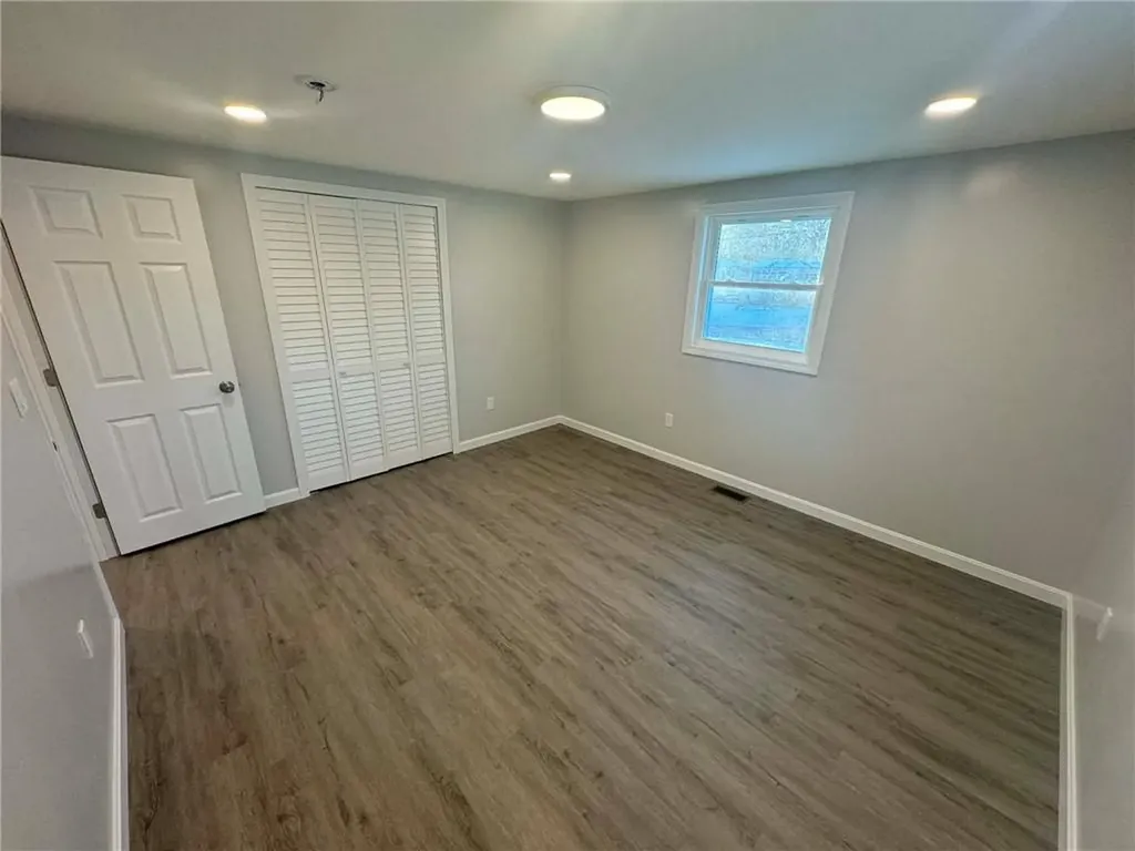 240 Brayton Road Tiverton RI 02878