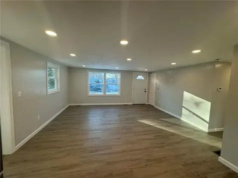 240 Brayton Road Tiverton RI 02878