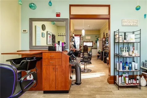 3357 East Main Road Portsmouth RI 02871