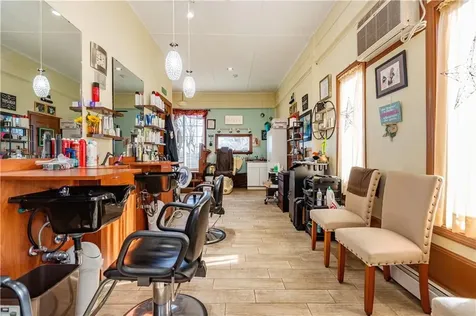 3357 East Main Road Portsmouth RI 02871