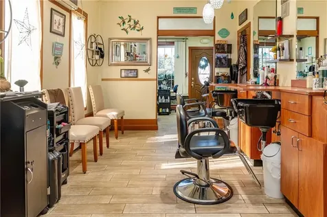 3357 East Main Road Portsmouth RI 02871