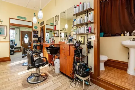 3357 East Main Road Portsmouth RI 02871