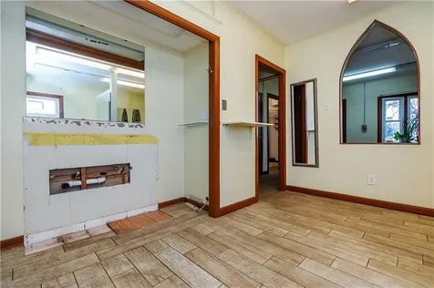 3357 East Main Road Portsmouth RI 02871