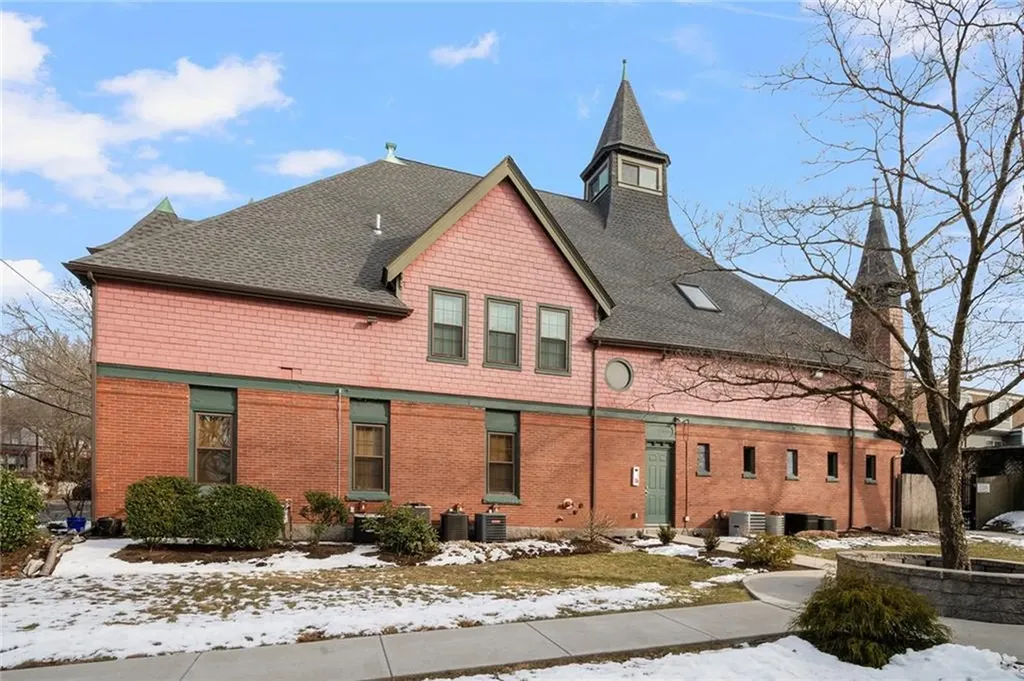 10 Slocum Street Providence RI 02909