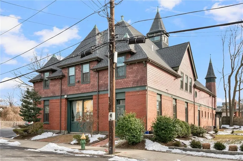 10 Slocum Street Providence RI 02909