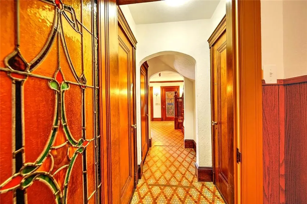 39 Harwich Road Providence RI 02906