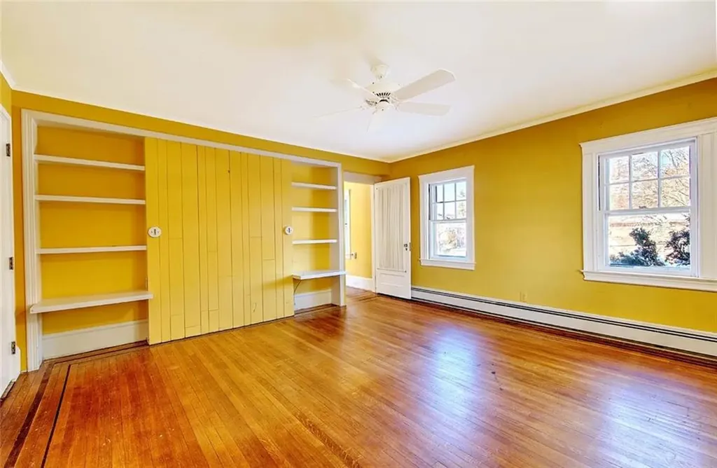 39 Harwich Road Providence RI 02906