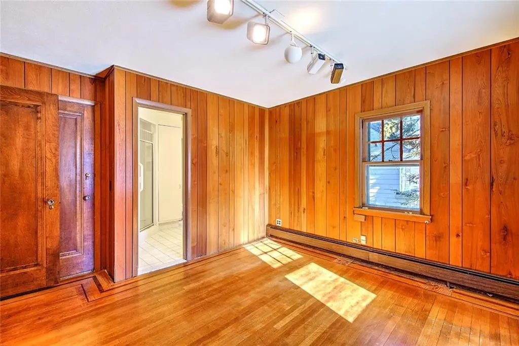 39 Harwich Road Providence RI 02906