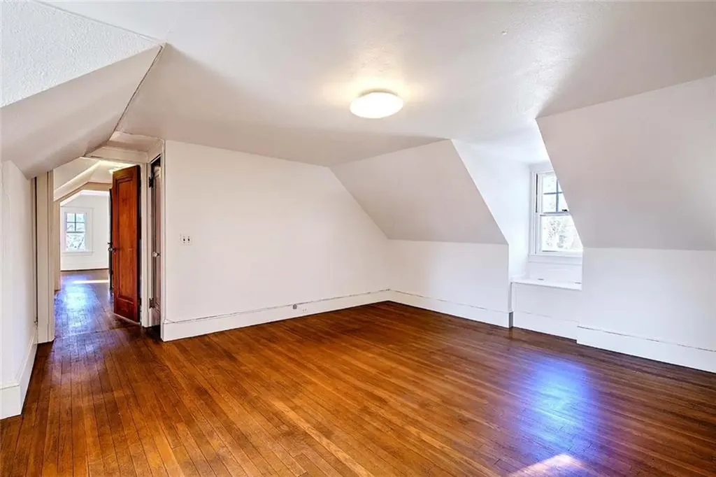 39 Harwich Road Providence RI 02906