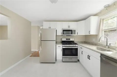 622 Dry Bridge Road North Kingstown RI 02852