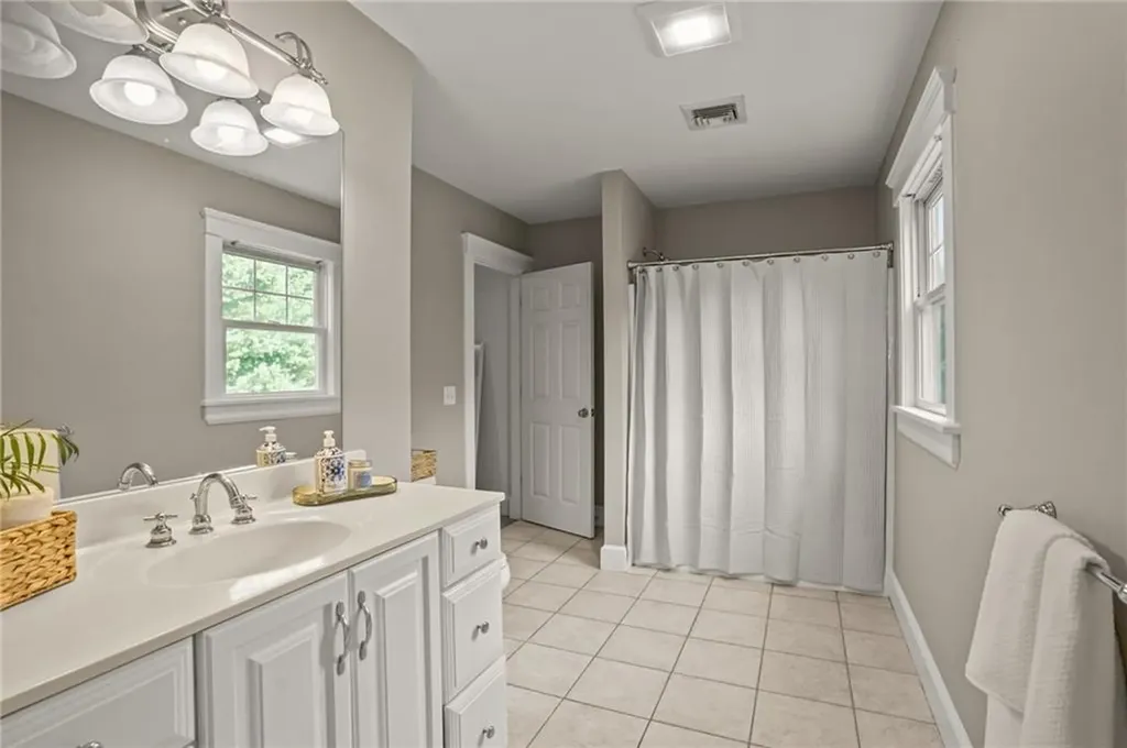 100 Spartina Cove Way South Kingstown RI 02879