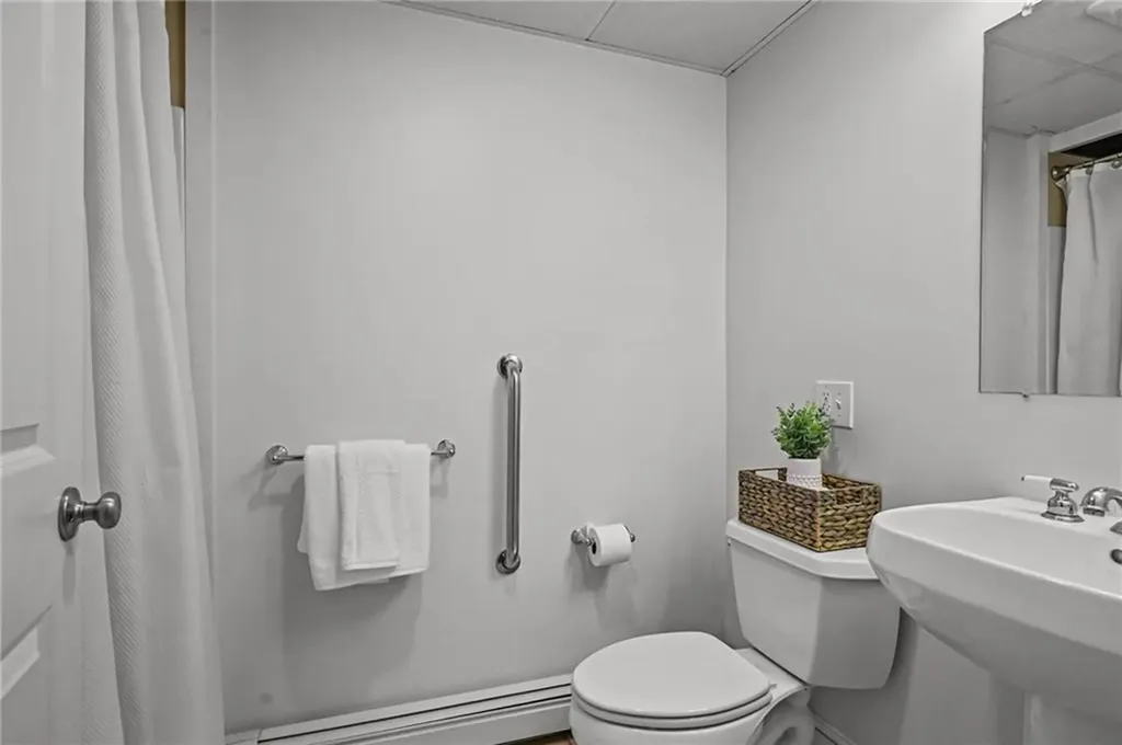 100 Spartina Cove Way South Kingstown RI 02879