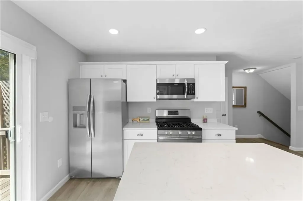 48 Stone Bridge Drive South Kingstown RI 02879