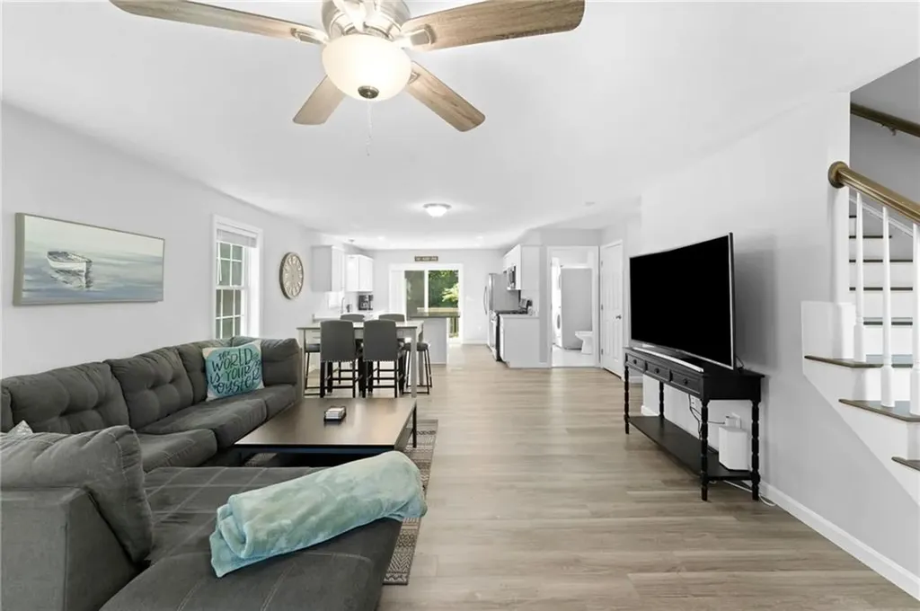 48 Stone Bridge Drive South Kingstown RI 02879