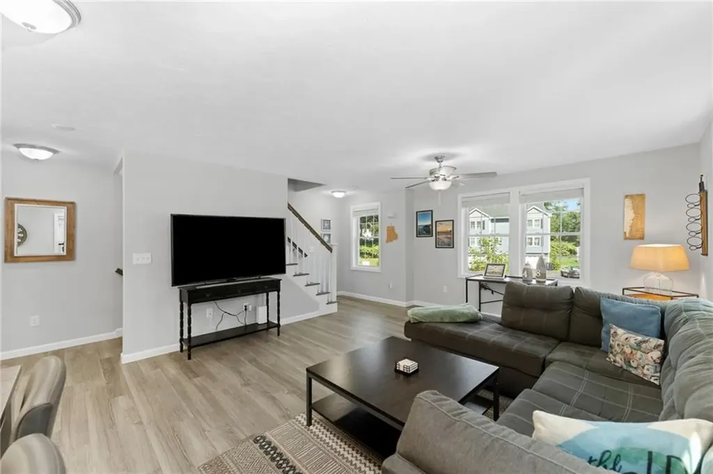 48 Stone Bridge Drive South Kingstown RI 02879